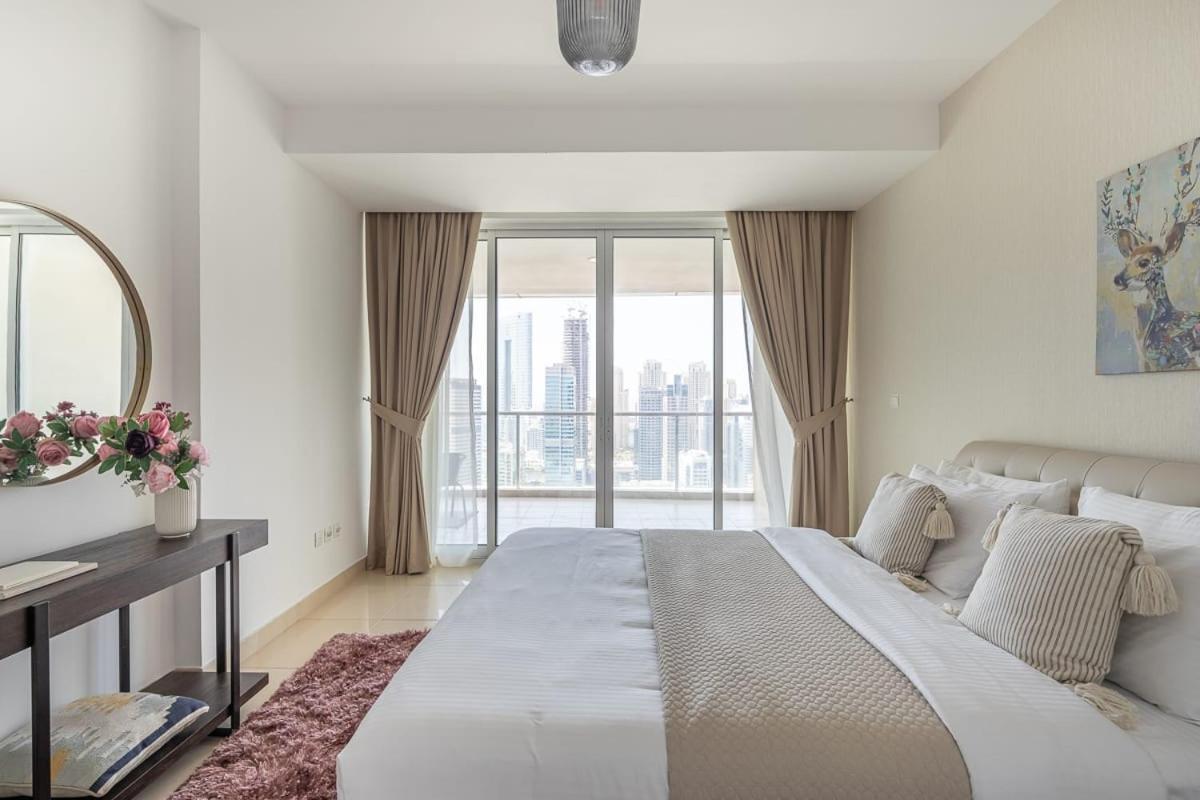 Frank Porter - Laguna Tower Dubaj Kültér fotó